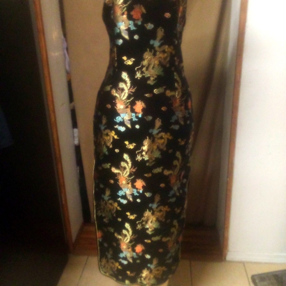 Oriental dress
